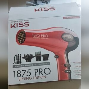 Kiss Red Hair Tools for Effortless Styling